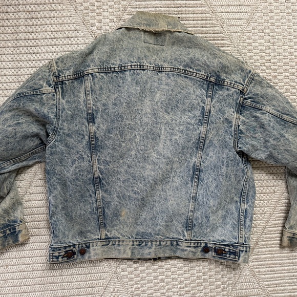 Levi's Distressed Blue Denim Jacket - Picture 2 of 9